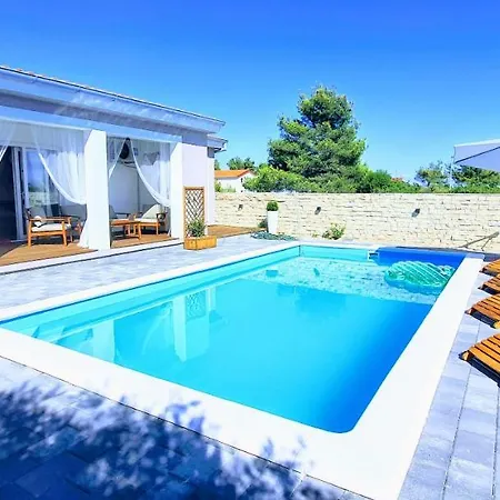Villa Dora